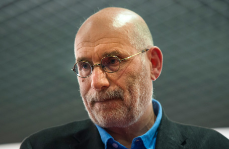 Борис Акунин (признан иностранным агентом).