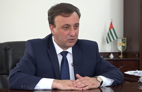 Исполняющий обязанности министра финансов Республики Абхазия Владимир Делба.