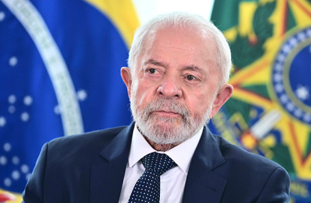 Луис Инасиу Лула да Силве.