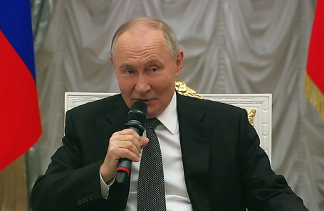 Президент РФ Владимир Путин в Кремле встретился с представителями российских деловых кругов.