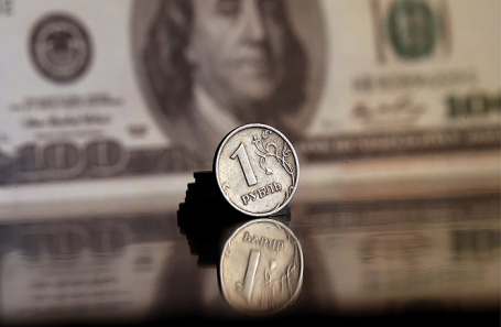 Переживет ли бизнес доллар по 105 рублей?