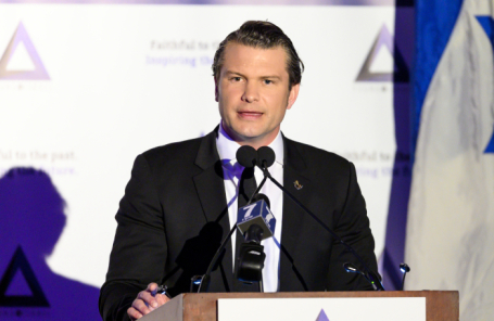 Пит Хегсет.