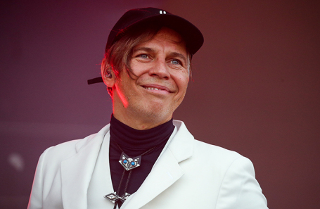 Илья Лагутенко.