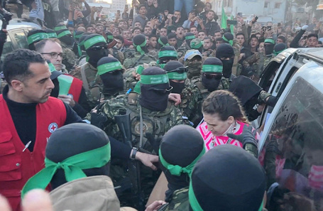 Передача израильских заложников представителям Международного комитета Красного Креста, Газа.