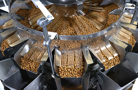 Производство кормов для домашних животных.