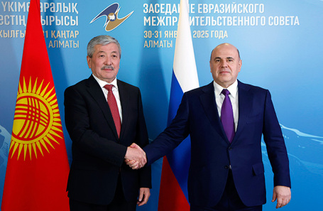 Адылбек Касымалиев и Михаил Мишустин.