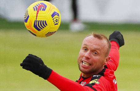 Денис Глушаков.