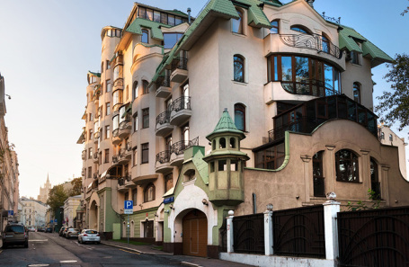 Современный клубный дом в центре столицы.