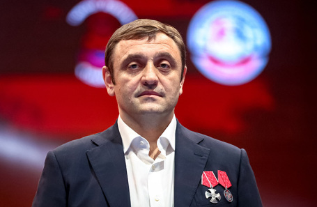 Армен Саркисян.