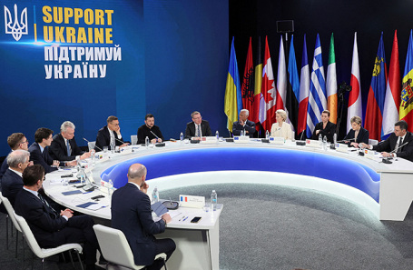 Пресс-конференция по итогам саммита «Поддержим Украину». Киев, 24 февраля.