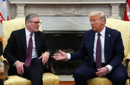 Премьер-министр Великобритании Кир Стармер и президент США Дональд Трамп.