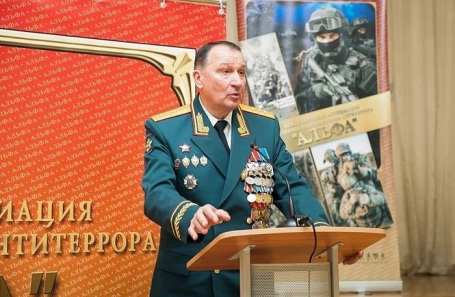 Александр Мирошниченко.