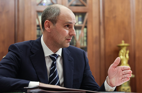 Денис Паслер.