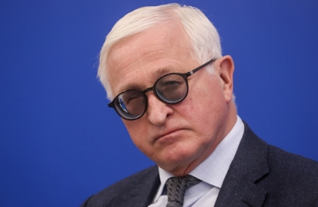 Шохин: ключевая ставка не будет снижаться ранее второй половины 2025 года