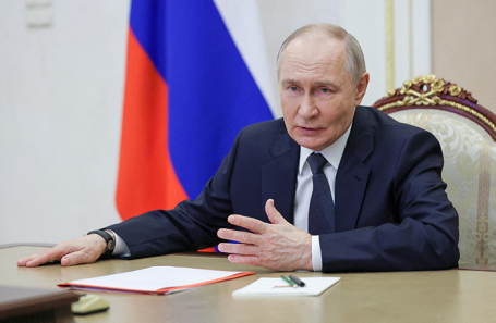 Президент РФ дал поручения по борьбе с банковским и кибермошенничеством