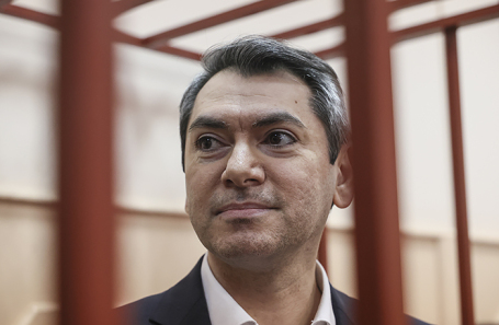 Григорий Мельконьянц.