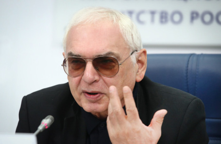 Карен Шахназаров.