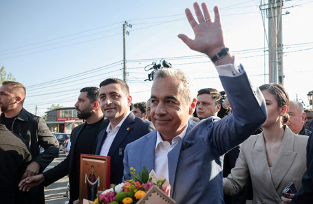 Кэлин Джорджеску (на первом плане).