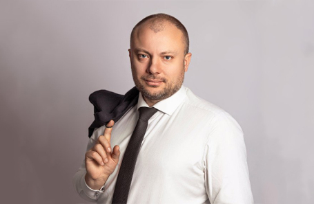 Председатель Правления консорциума по развитию робототехники Евгений Дудоров.