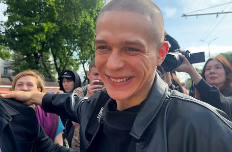 Актер Глеб Калюжный.