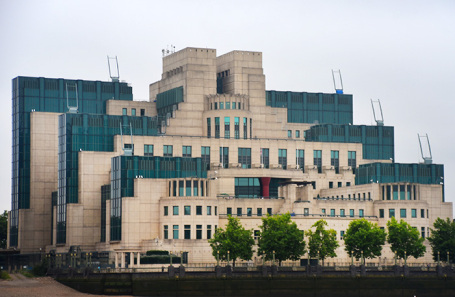 Штаб-квартира MI6 в Лондоне.