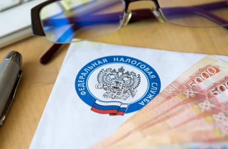 Госдума приняла законопроект о списании налогов с граждан без суда