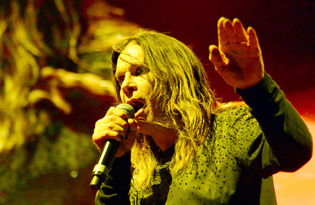 Оззи Осборн на концерте Black Sabbath в Москве в «Олимпийском». 2014 год.