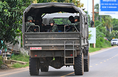 Тайские военнослужащие в провинции Сурин на границе с Камбоджей.