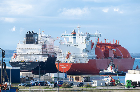 СПГ-танкеры в немецком порту. Архив.