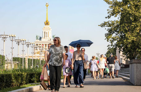 Солнечная погода над Москвой