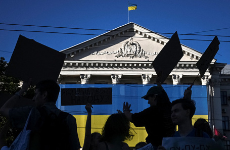 Протесты на Украине против законов, ограничивающих независимость антикоррупционных органов.