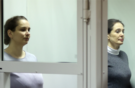 Елена Белая и Элина Сушкевич (справа налево).