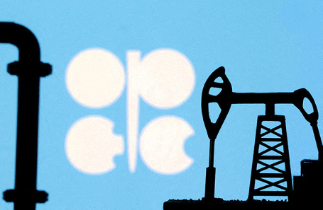 ОПЕК+ согласовала восстановление добычи нефти в сентябре