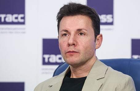 Вячеслав Манучаров.