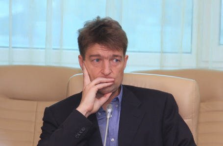 Владельца холдинга КДВ Дениса Штенгелова и его отца обвиняют в экстремизме