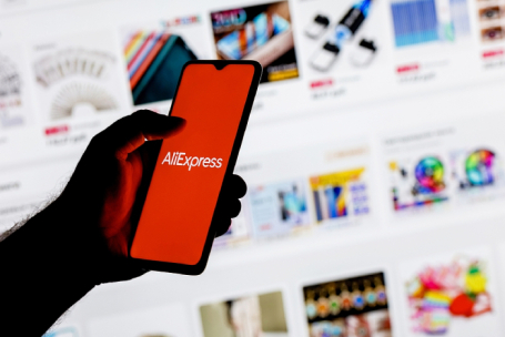 Петербургский суд запретил откровенные фотографии в отзывах на AliExpress