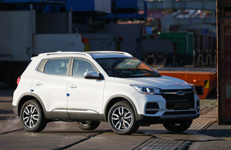 Новый автомобиль марки Chery.