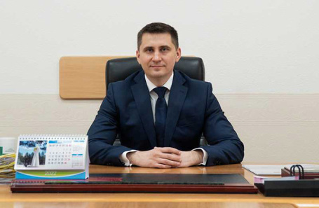 Максим Семенов.