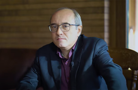 Павел Сюткин.