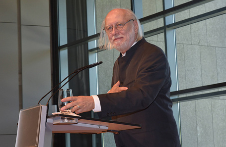 Ласло Краснахоркаи.