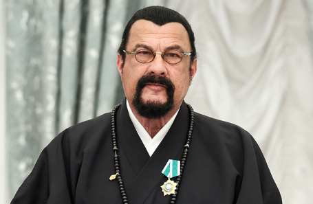 Стивен Сигал.