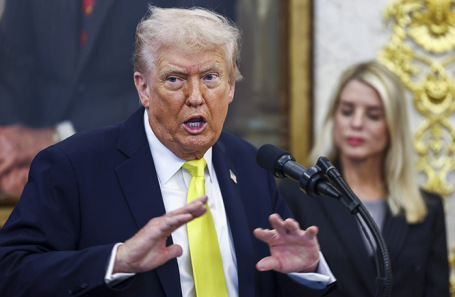 Президент США Дональд Трамп на пресс-конференции в Овальном кабинете Белого дома.