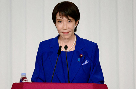 Санаэ Такаити.  