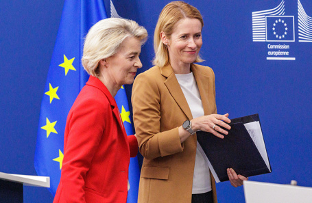 Глава Еврокомиссии Урсула фон дер Ляйен и глава дипслужбы ЕС Кая Каллас (слева направо). Архив.
