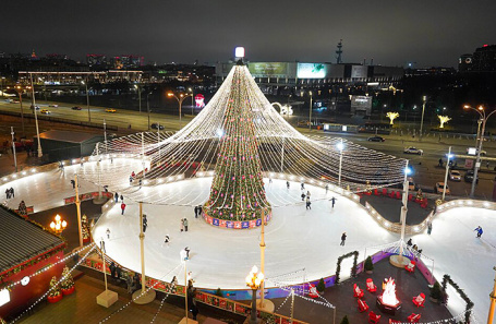 Каток в парке Горького.