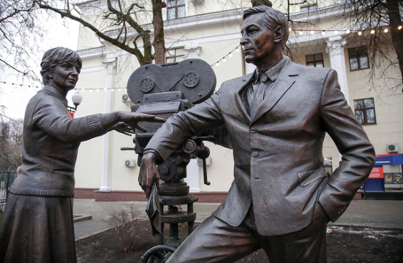 Открытие памятника создателям фильма «Семнадцать мгновений весны».