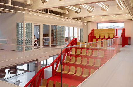 Офис ДКС от Nefa Architects.