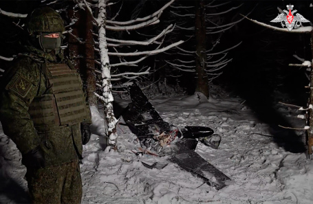 Демонстрация украинского БПЛА «Чаклун-В», сбитого в ходе отражения террористической атаки киевского режима.