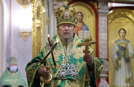 Митрополит Симферопольский и Крымский Лазарь.