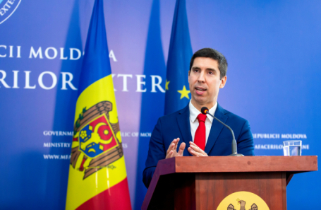 Министр иностранных дел Молдавии Михай Попшой.